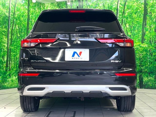 MITSUBISHI OUTLANDER PHEV 2023