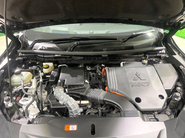 MITSUBISHI OUTLANDER PHEV 2023