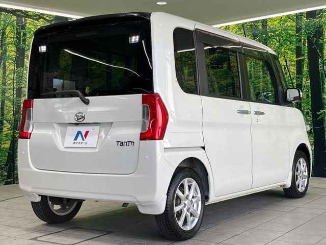 DAIHATSU TANTO 2015