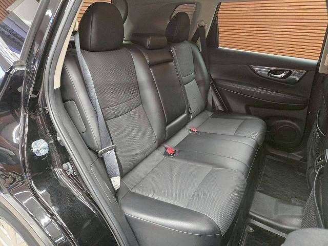 NISSAN X-TRAIL 4WD 2015