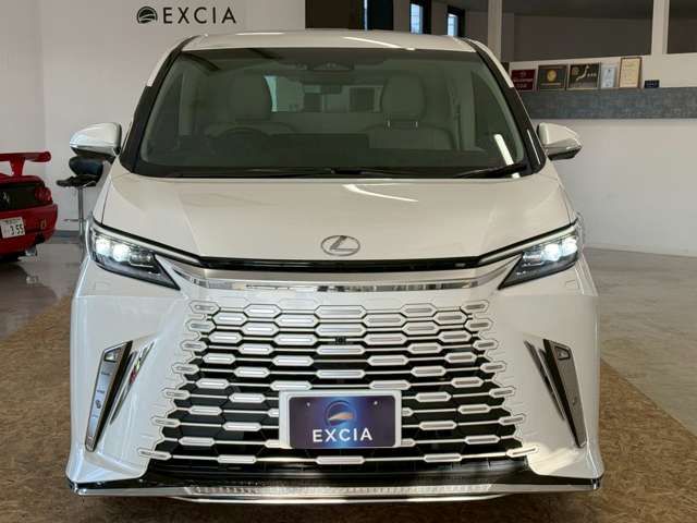 TOYOTA ???? LM500h 2024