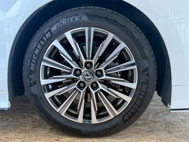 TOYOTA ???? LM500h 2024