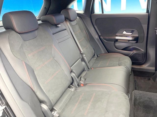 MERCEDES BENZ MERCEDES BENZ GLA class 2020