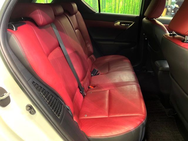 TOYOTA LEXUS CT200h 2017