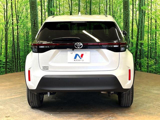 TOYOTA YARIS CROSS 2025