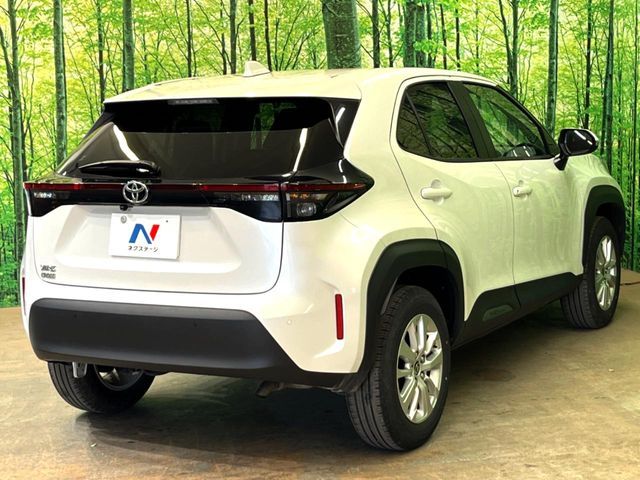 TOYOTA YARIS CROSS 2025