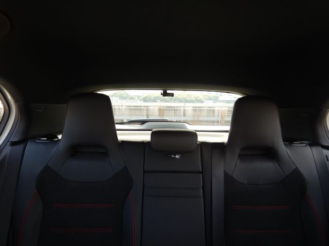 MERCEDES BENZ MERCEDES BENZ A class 2024