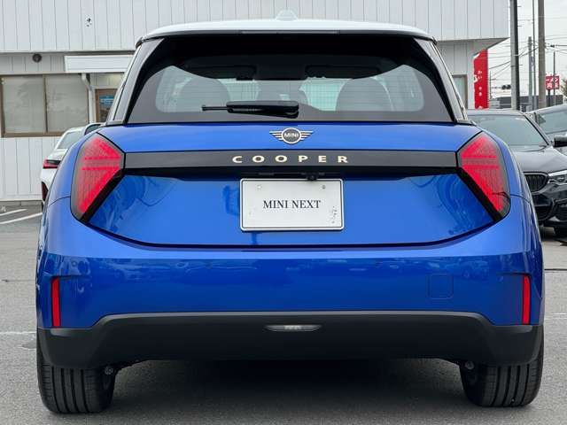 BMW MINI COOPER 2025