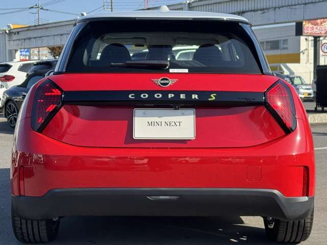 BMW MINI COOPER 2025