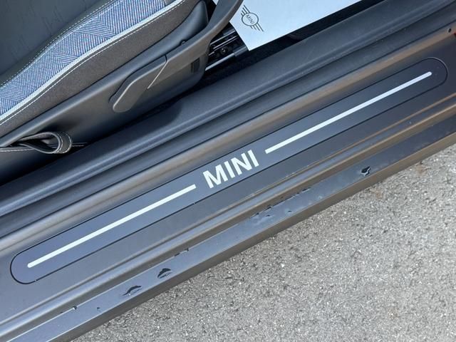 BMW MINI COOPER 2025