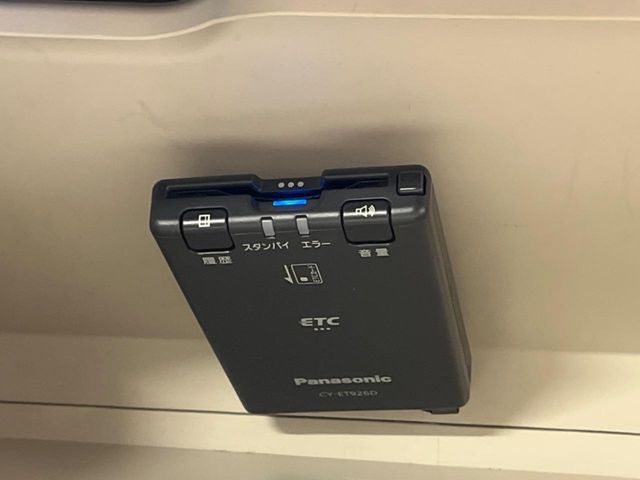 TOYOTA SIENTA HYBRID 2018