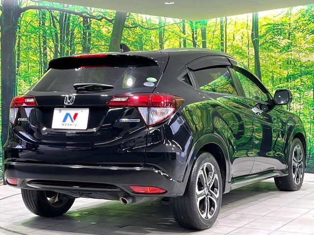 HONDA VEZEL HYBRID 2017