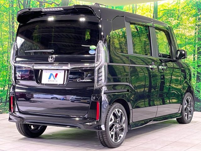 HONDA N BOX CUSTOM 2020