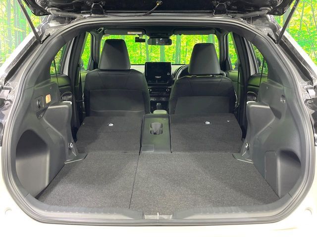 TOYOTA YARIS CROSS 2025