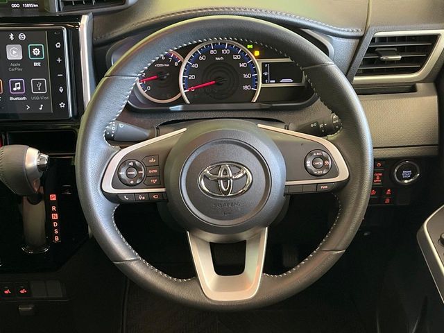 TOYOTA ROOMY 2023