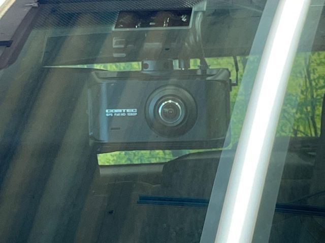 TOYOTA YARIS CROSS HYBRID 2023