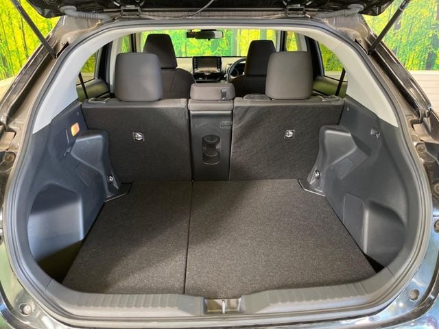 TOYOTA YARIS CROSS HYBRID 2023