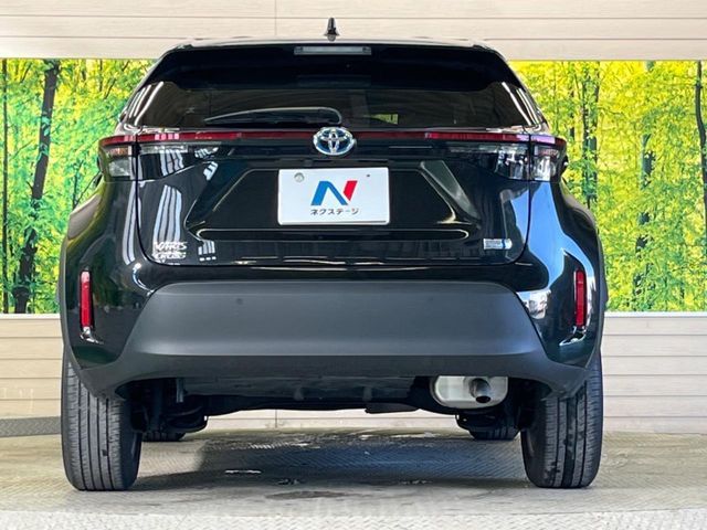 TOYOTA YARIS CROSS HYBRID 2023