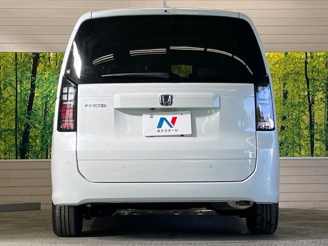 HONDA FREED 2024