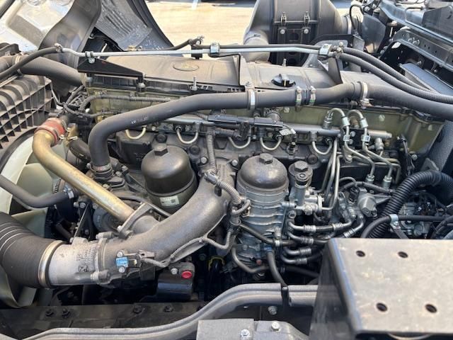 MITSUBISHI FUSOU SUPER GREAT 2023