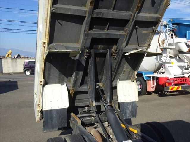 MITSUBISHI CANTER 2018