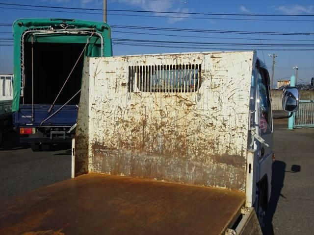 MITSUBISHI CANTER 2018