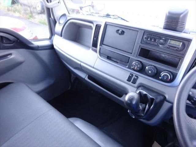 MITSUBISHI CANTER 2018