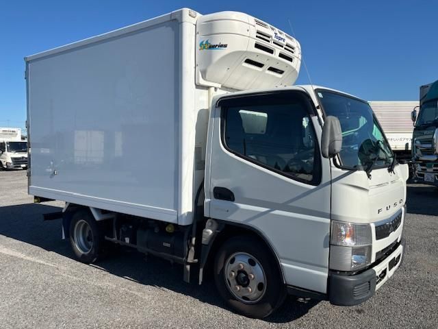 MITSUBISHI CANTER 2020