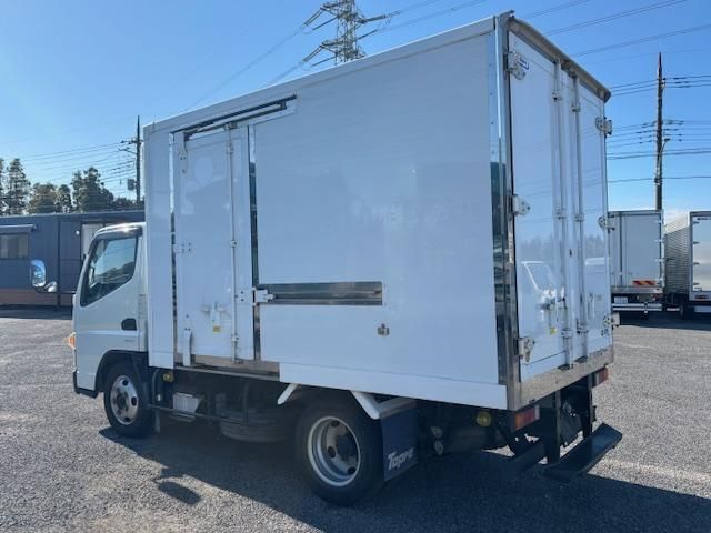 MITSUBISHI CANTER 2020