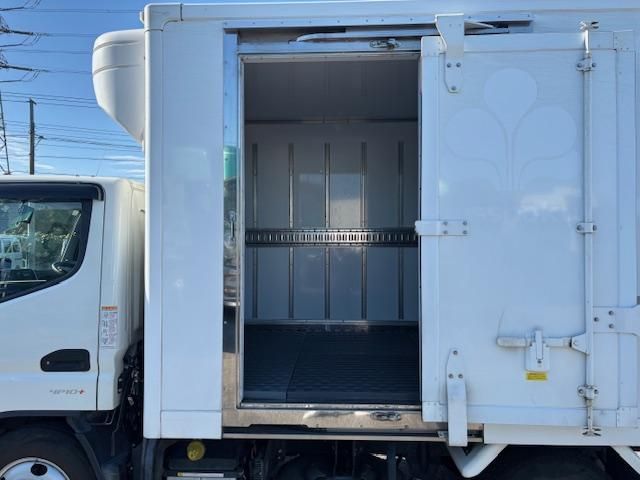 MITSUBISHI CANTER 2020