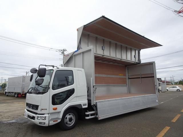 MITSUBISHI FUSOU FIGHTER 2024