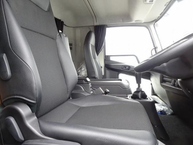 MITSUBISHI FUSOU FIGHTER 2024