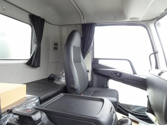 MITSUBISHI FUSOU FIGHTER 2024