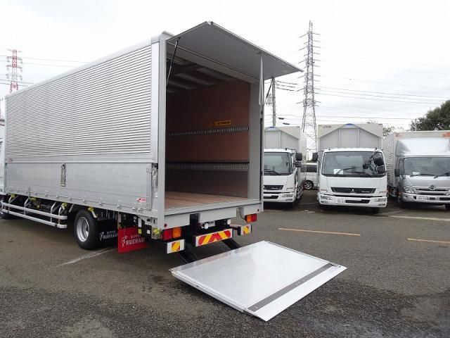 MITSUBISHI FUSOU FIGHTER 2024