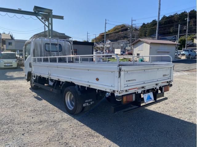 ISUZU ELF 2014