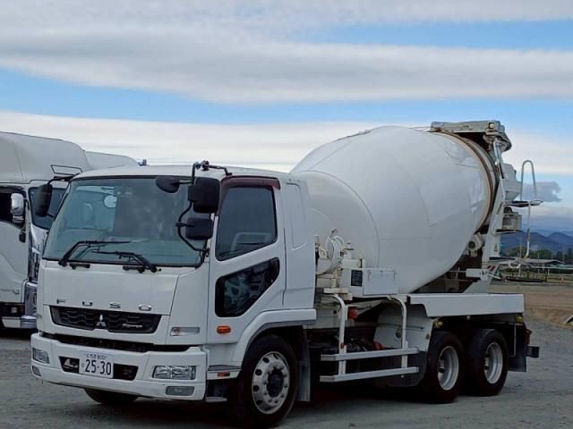 MITSUBISHI FUSOU FIGHTER 2017