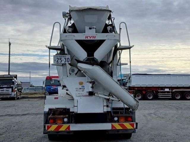 MITSUBISHI FUSOU FIGHTER 2017