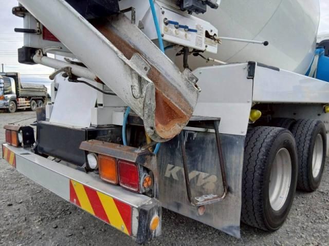 MITSUBISHI FUSOU FIGHTER 2017