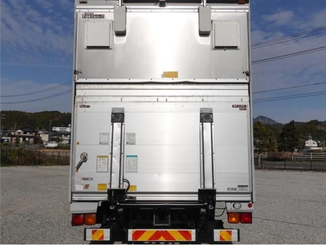 ISUZU FORWARD 2013