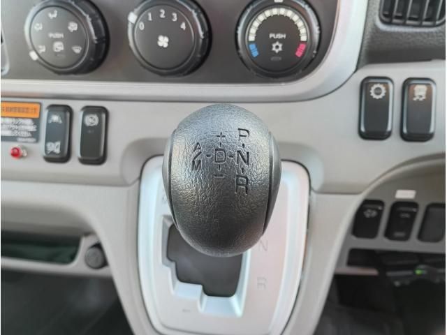 MITSUBISHI CANTER 2019