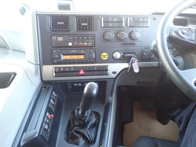 MITSUBISHI FUSOU SUPER GREAT 2020