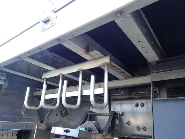 MITSUBISHI FUSOU SUPER GREAT 2020