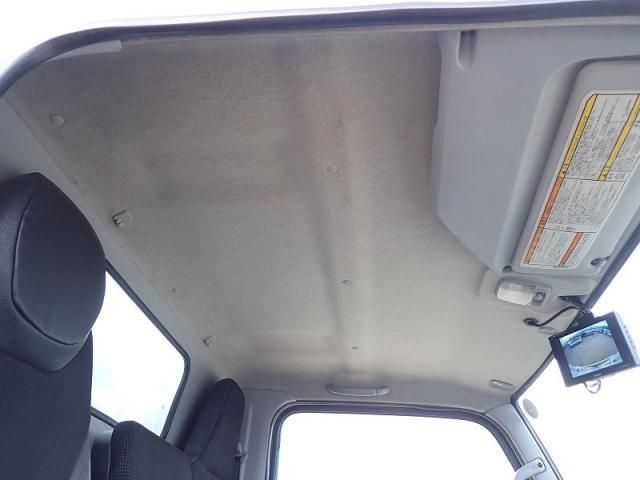 MITSUBISHI CANTER 2018