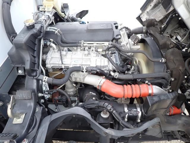 MITSUBISHI CANTER 2018