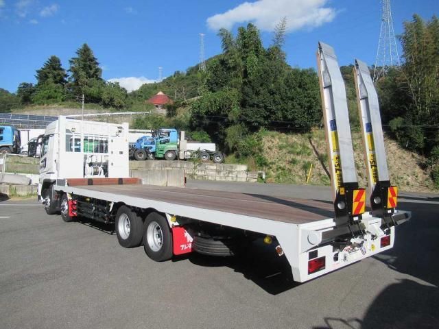 MITSUBISHI FUSOU SUPER GREAT 2025