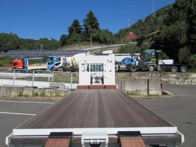 MITSUBISHI FUSOU SUPER GREAT 2025