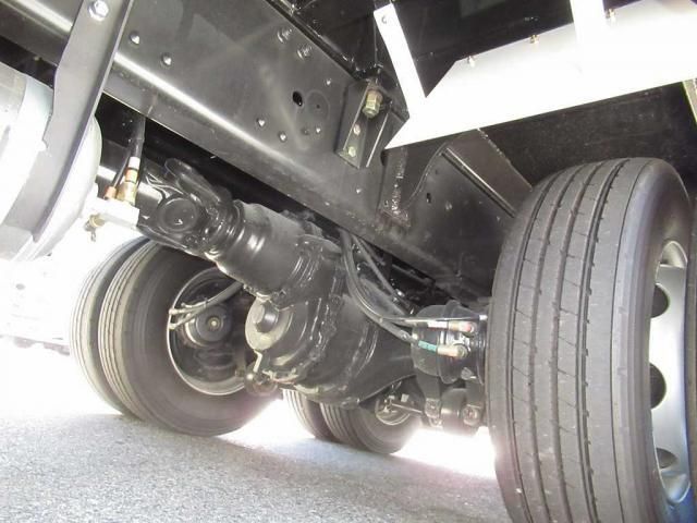 MITSUBISHI FUSOU SUPER GREAT 2025