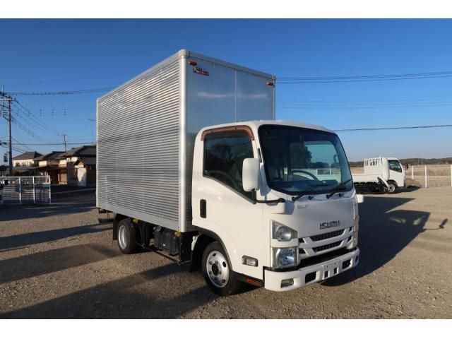 ISUZU ELF 2017