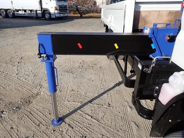 MITSUBISHI CANTER 2025