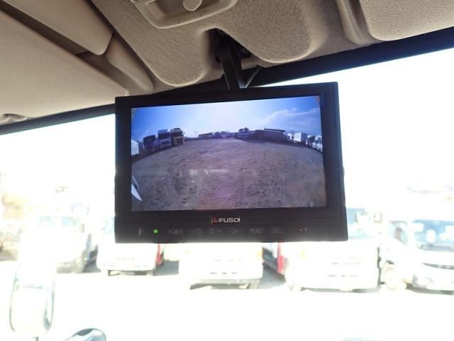 MITSUBISHI CANTER 2025